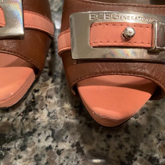 BCBG Generation Brown and Pink Peep Toe Size 9.5 - Picture 8 of 9